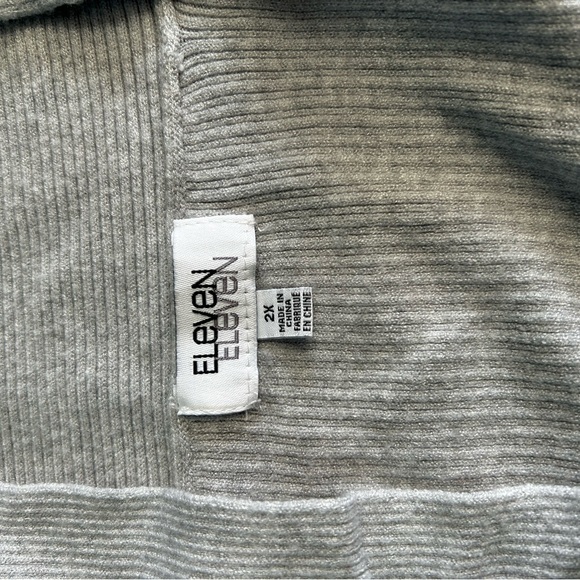 Light grey sweater vest - Picture 3 of 4